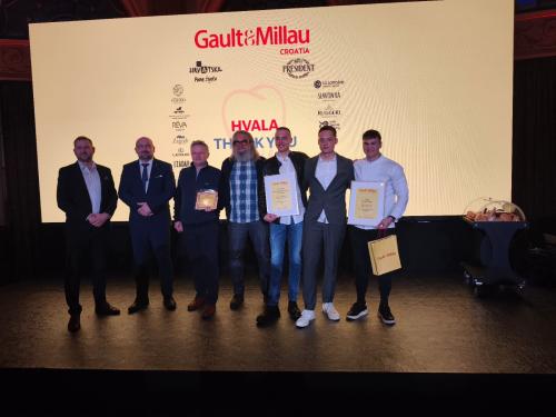 Négy Gault&Millau sapkát kapott a vörösmarti Josić
